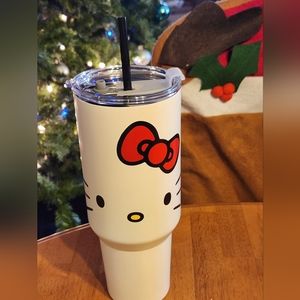 Hello Kitty 40 Oz. Stainless Tumbler With Leak-Proof Lid Brand New